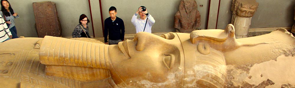 Pirámide Saqqara - Egypt Tours Portal