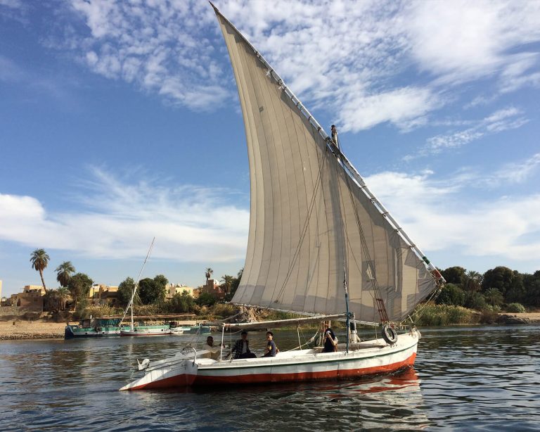 Barcos y Trasbordadores - Egypt Tours Portal