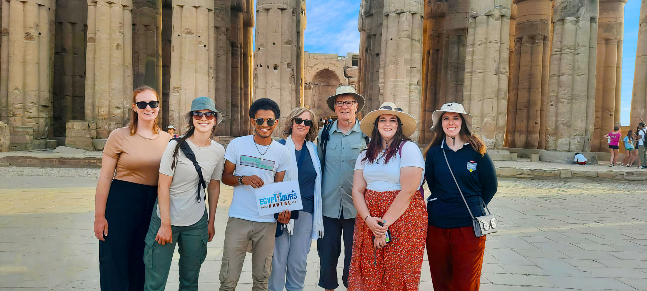 9 Días Por Tierra Entre El Cairo, Luxor, Asuán Y Hurgada - Egypt Tours Portal