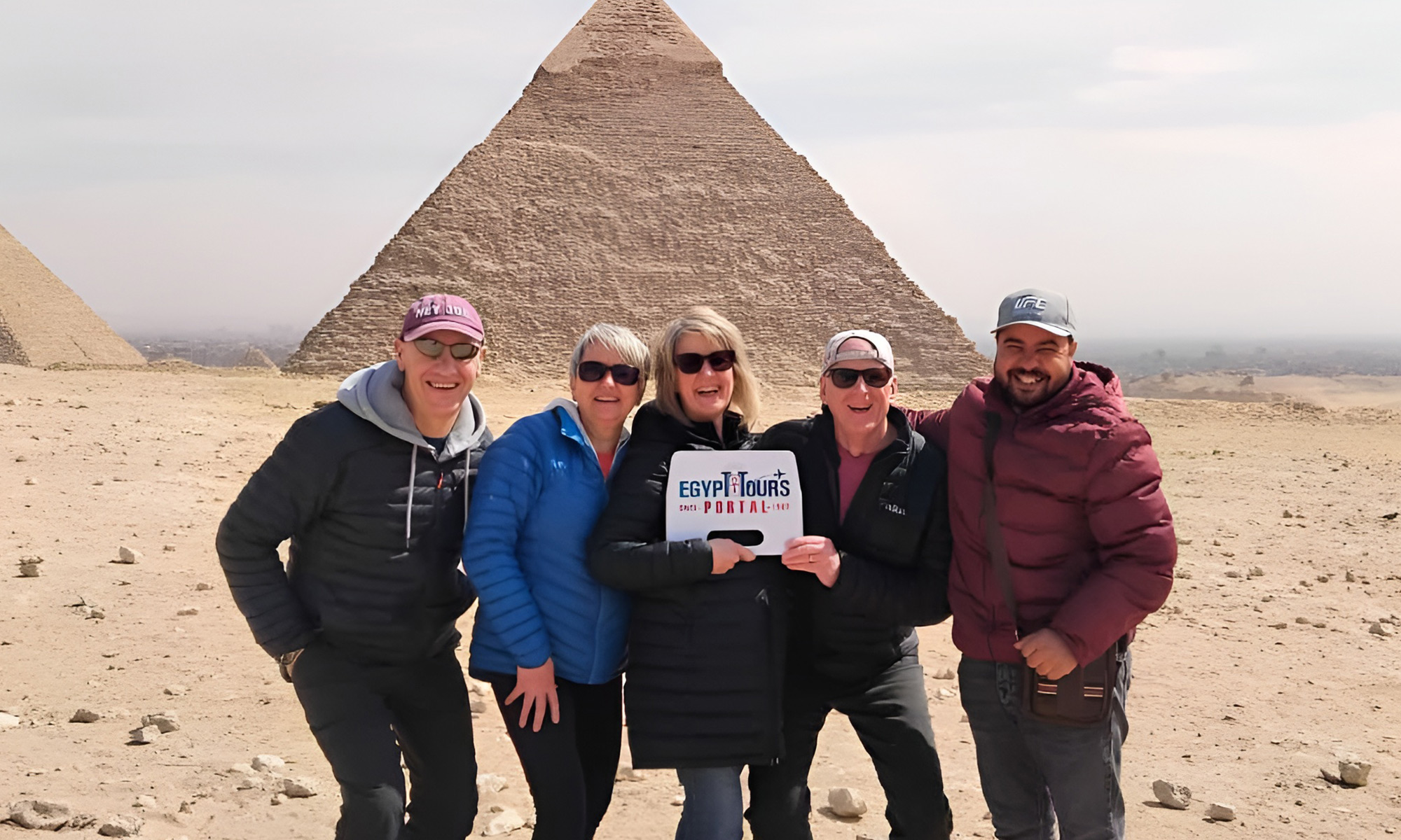 Viaje de 10 Días para Mayores en El Cairo, Crucero por el Nilo y Hurgada