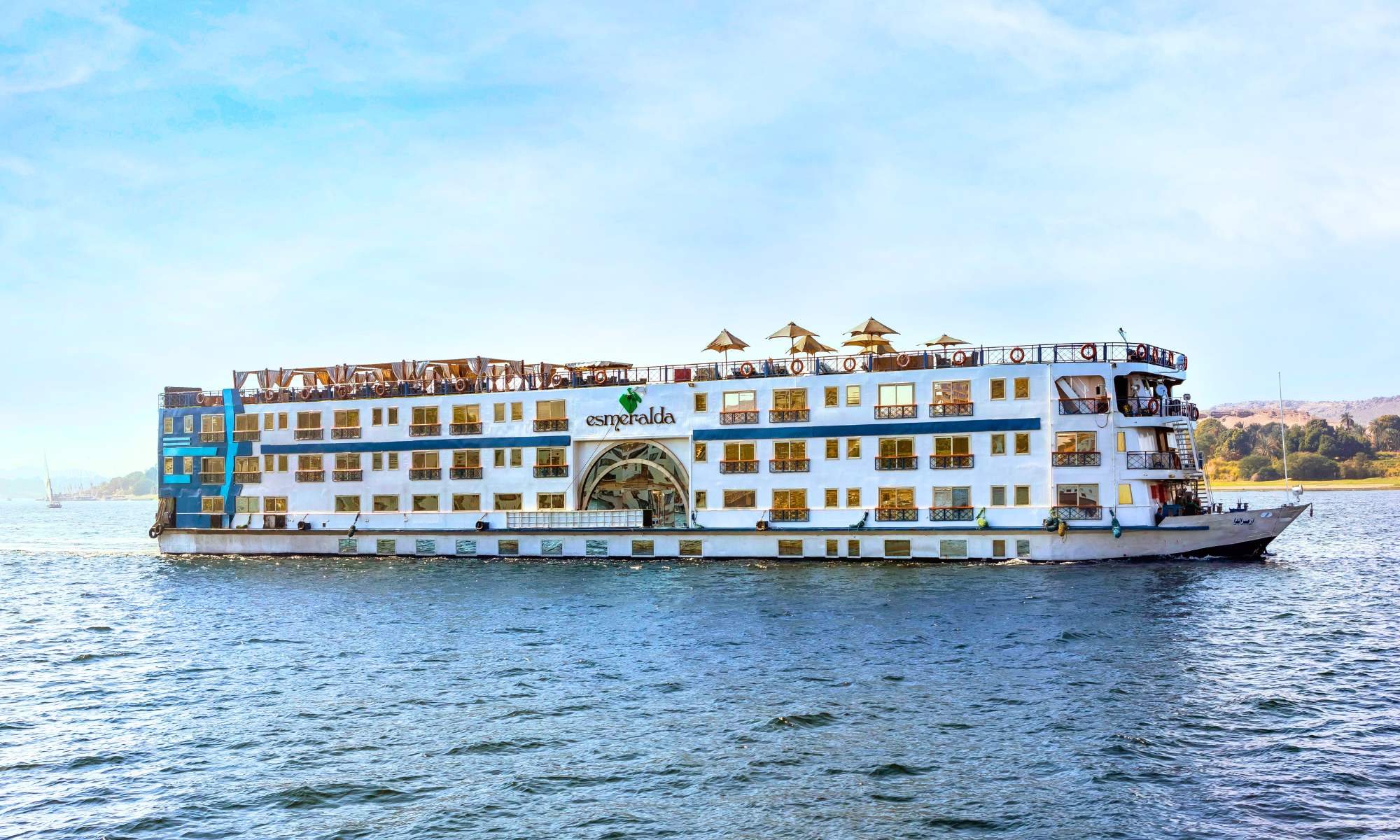 El Crucero Estándar por el Nilo de Esmeralda