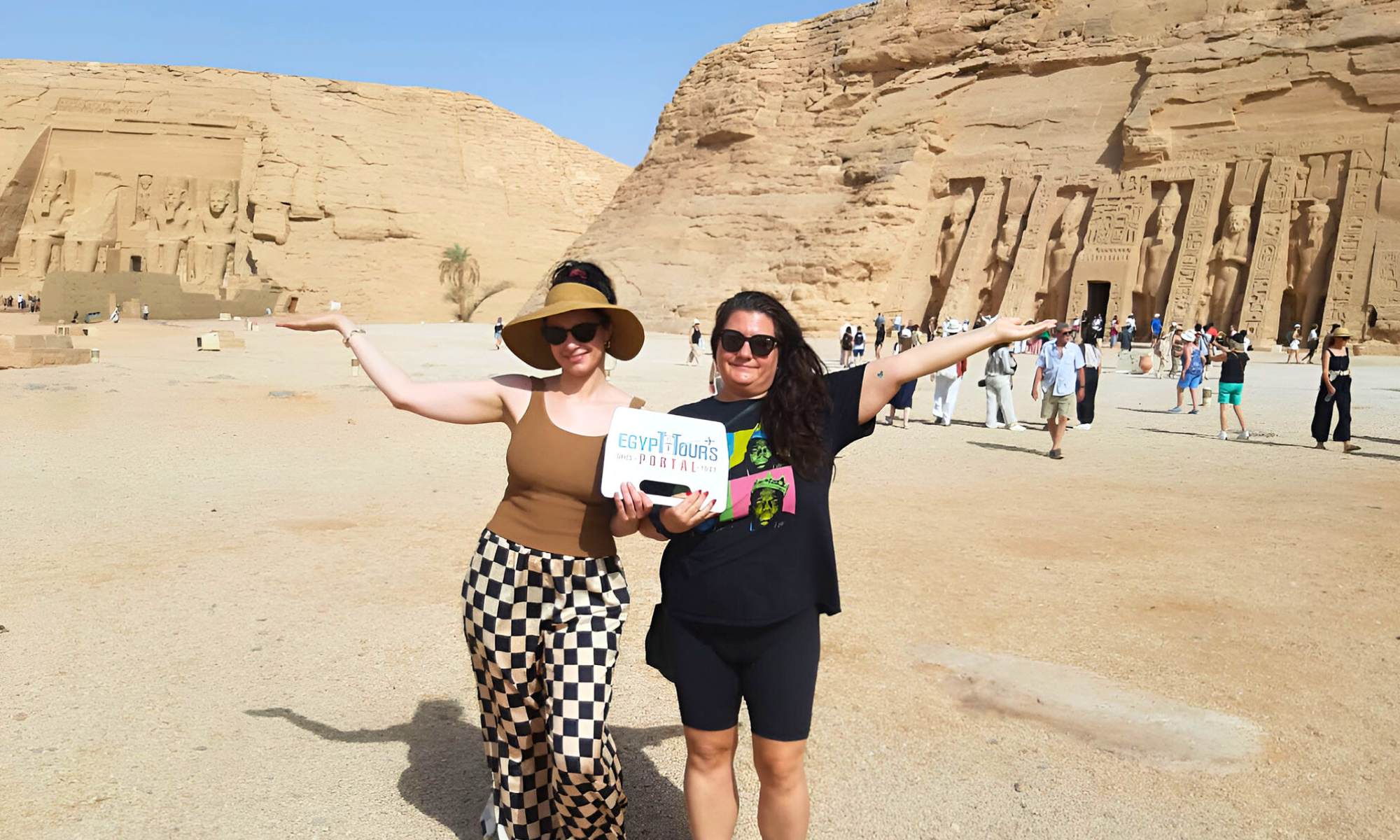 Excursión a Abu Simbel y Asuán desde El Cairo