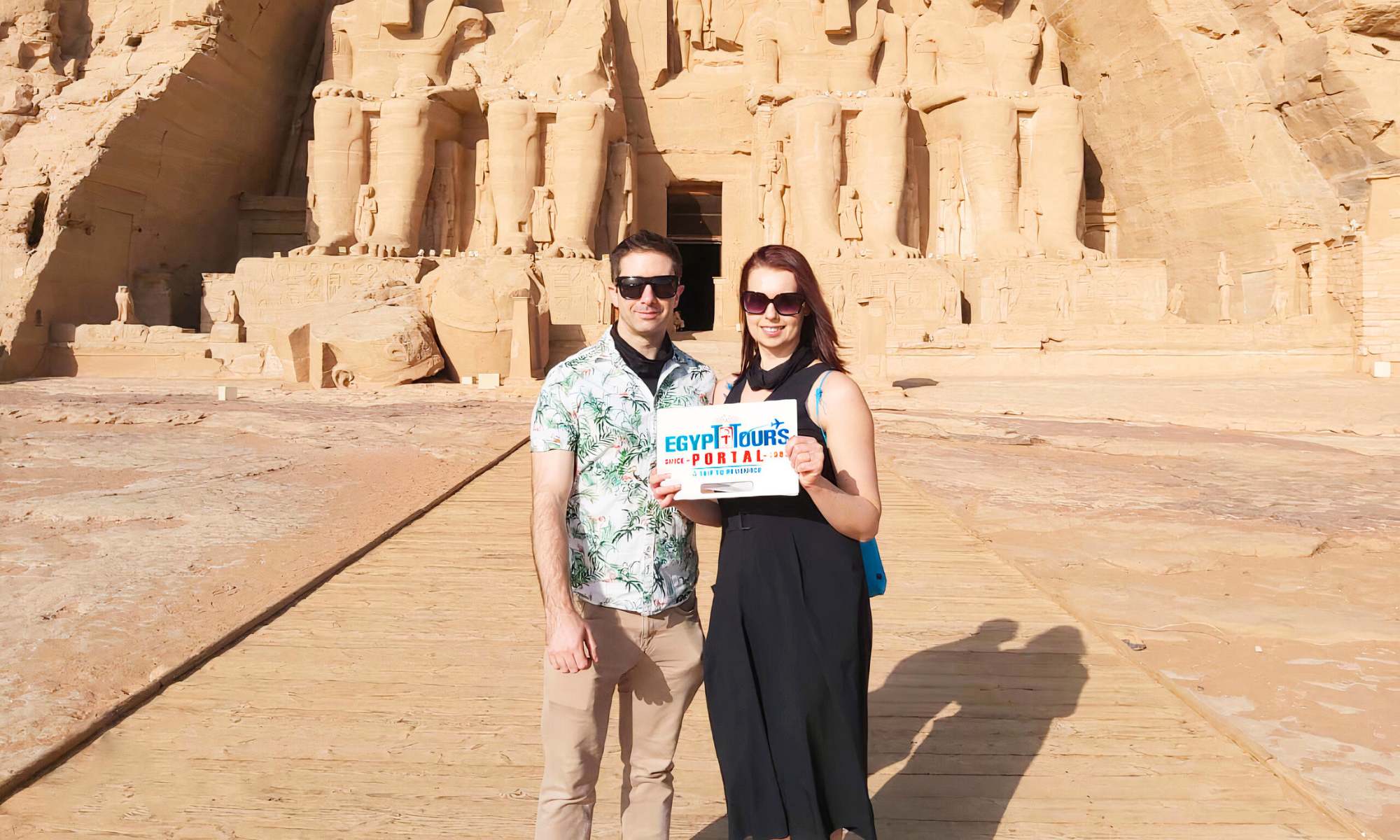 Tour de 2 Días a Luxor & Abu Simbel Desde El Cairo