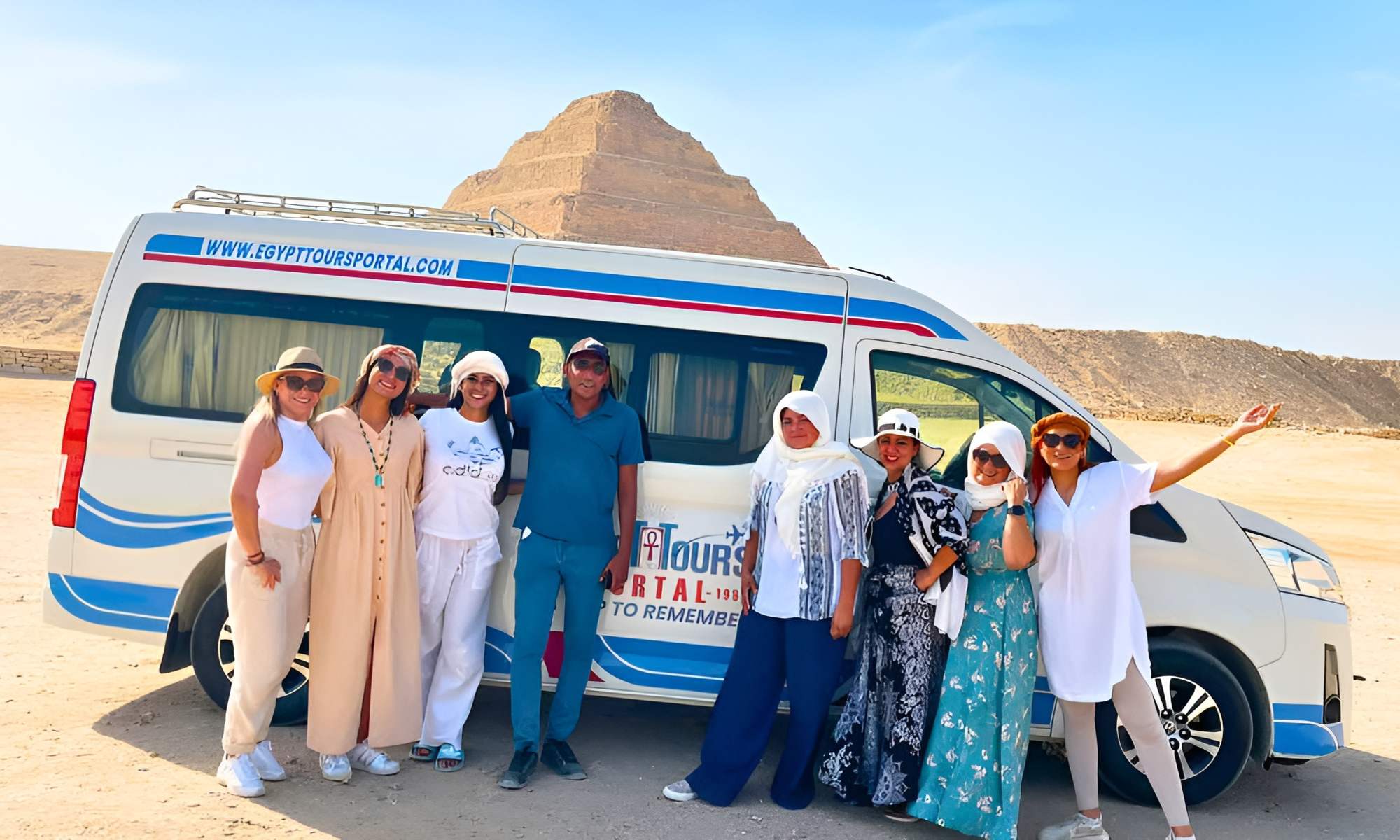 Un Día de Excursión a Las Pirámides de Guiza, Menfis y Saqqara